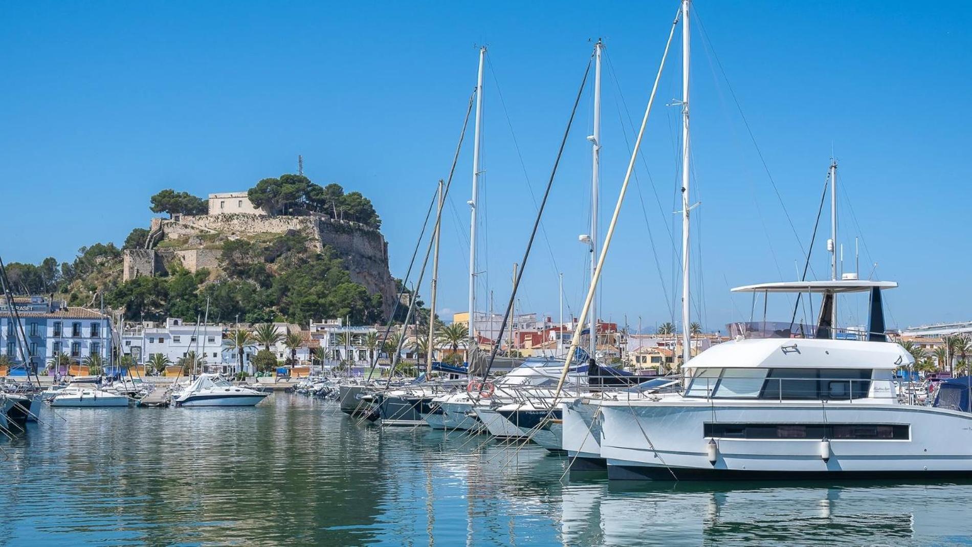Romantico Apartamento En El Puerto De Denia Bagian luar foto